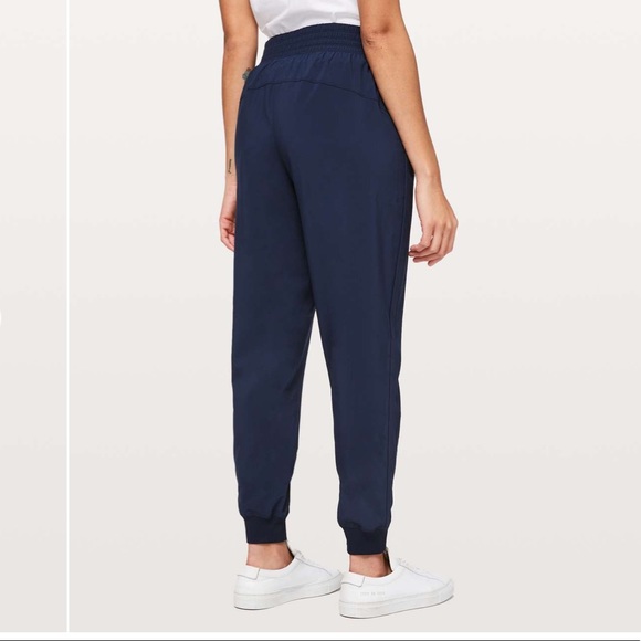 Lululemon Wanderer Jogger - Picture 2 of 5